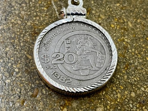 Vintage mexikanischer Peso Münze Nickel Silber Souvenir Schlüsselanhänger - Bild 5 von 8