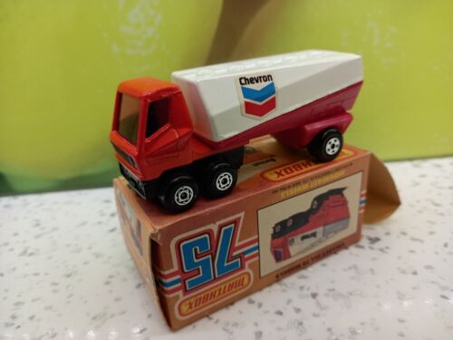 Lesney Matchbox Superfast 63 Freeway Gas Tanker Scarce Chevron - Original boxed - Picture 2 of 12