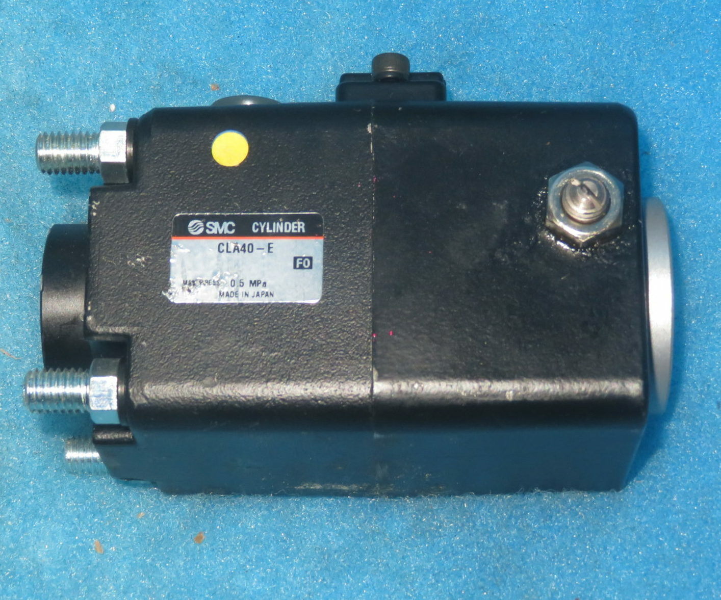 SMC CLA40-E 0.5MPa Lock-Up Cylinder Unit + 1 Year Warranty