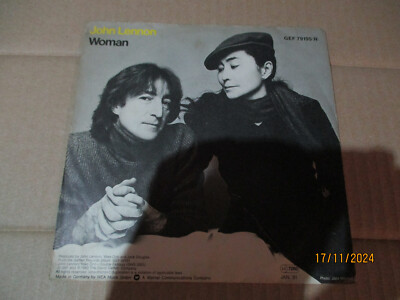 John Lennon- Woman 7'' Vinyl Single (2)