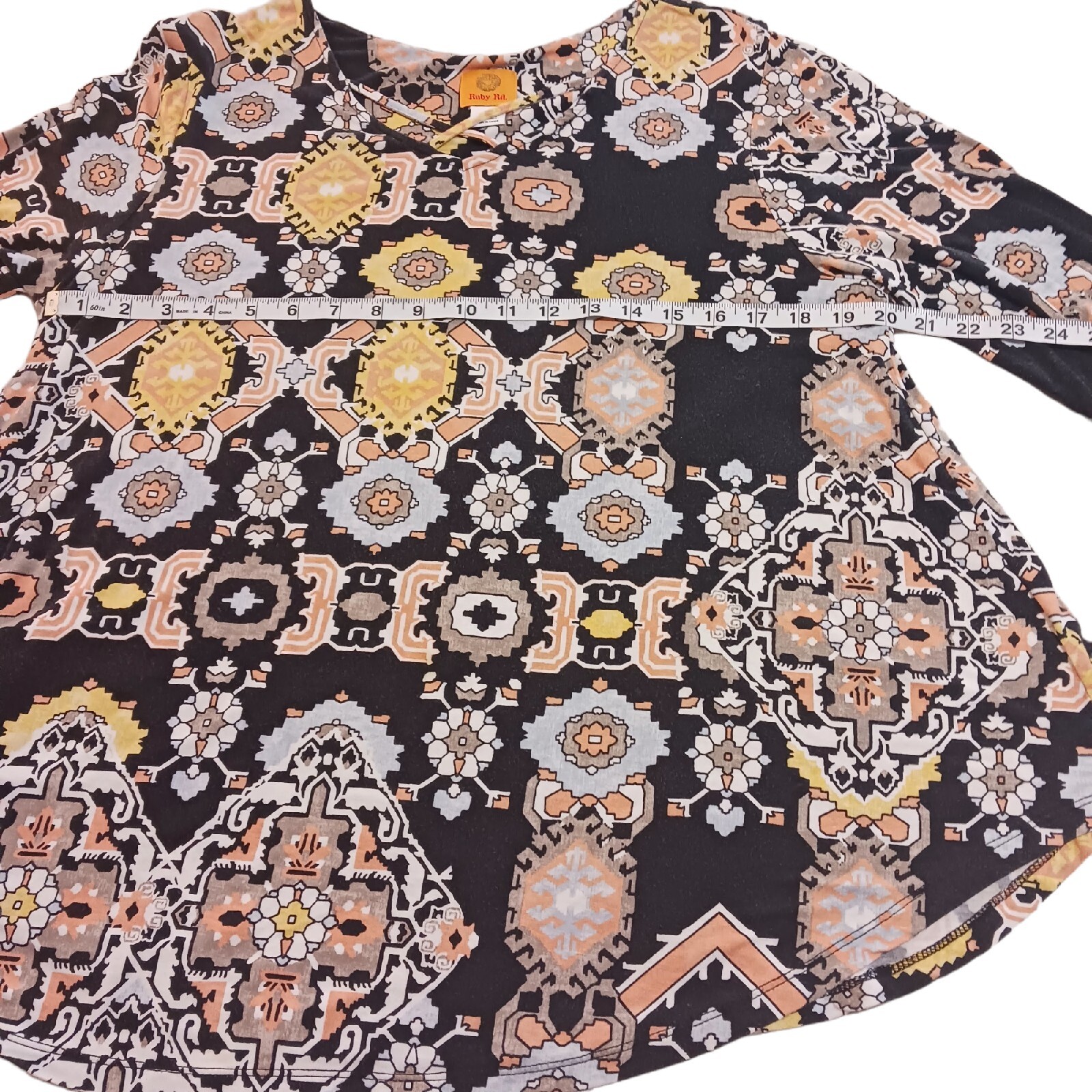 Women’s Ruby Rd. Pullover Multicolor Cross Detail… - image 2