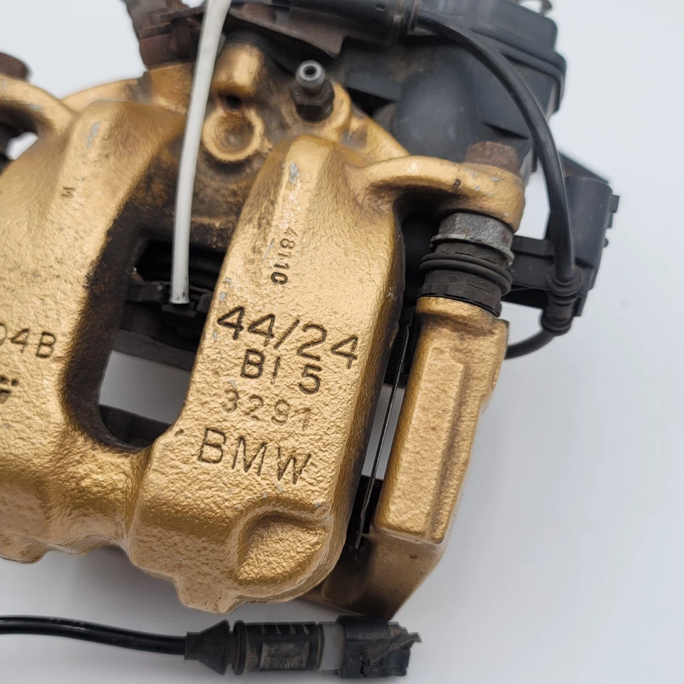 Pinza de freno trasera derecha BMW M5 F10 2013-2016 DORADA Foto 3 de 4