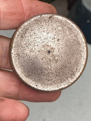 Oldtimer Ariel Öltankdeckel zum Einschrauben für WD Modelle mit Haltekette