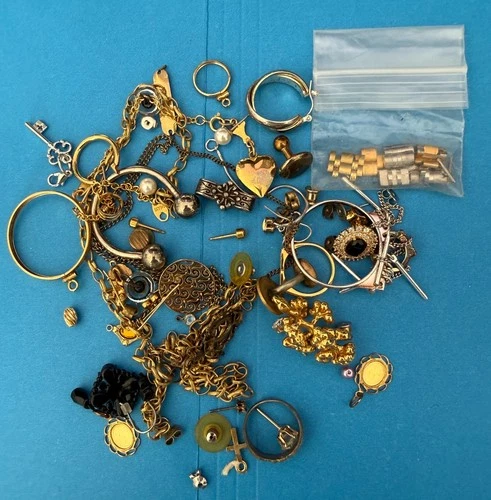 Lot of Vintage Costume Jewelry Scrap