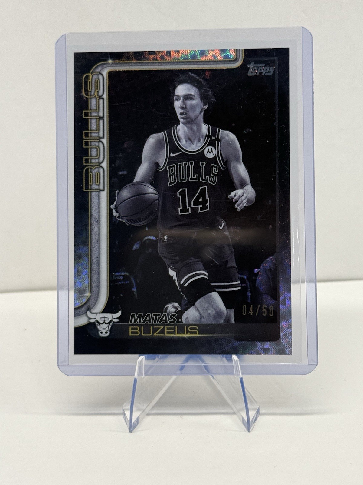 2025-26 Matas Buzelis #37 - Gold Holo Foil 04/50 SP Chicago Bulls