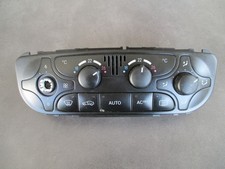 Mercedes W 209 Schalterblock Kombischalter 2098300085 - 1 Knopf fehlt Mercedes W 209 Schalterblock Kombischalter 2098300085 - 1 Knopf fehlt