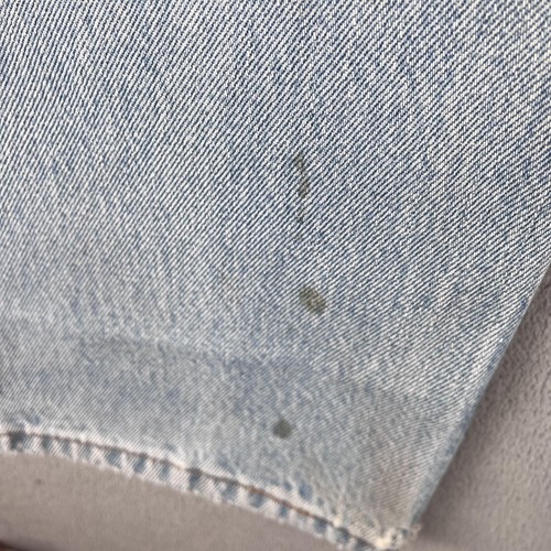 VTG Levis 501 Jeans Mens 33x29 Thrashed Distressed USA Made 90s Y2K Tag 36x30 - Picture 13 of 20