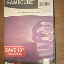 EA SPORTS NCAA Football 2004 Nintendo GameCube Disc w/ Case Sports E