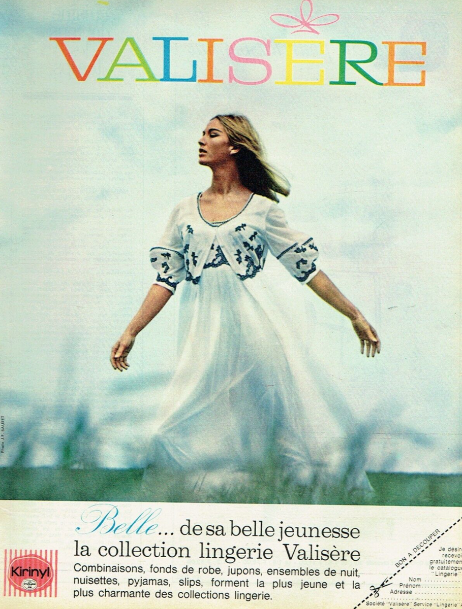 Valisere Femme Valisere Fond De Robe PUBLICITÉ VALISÈRE LINGERIE