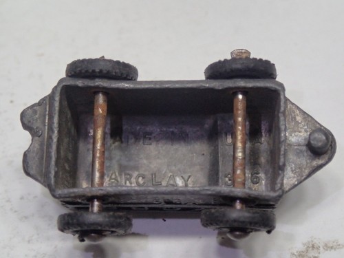 Vintage Barclay Set of 2 Diecast Metal Toy Train Engines #335 Train Car #336 Bus - Picture 4 of 12
