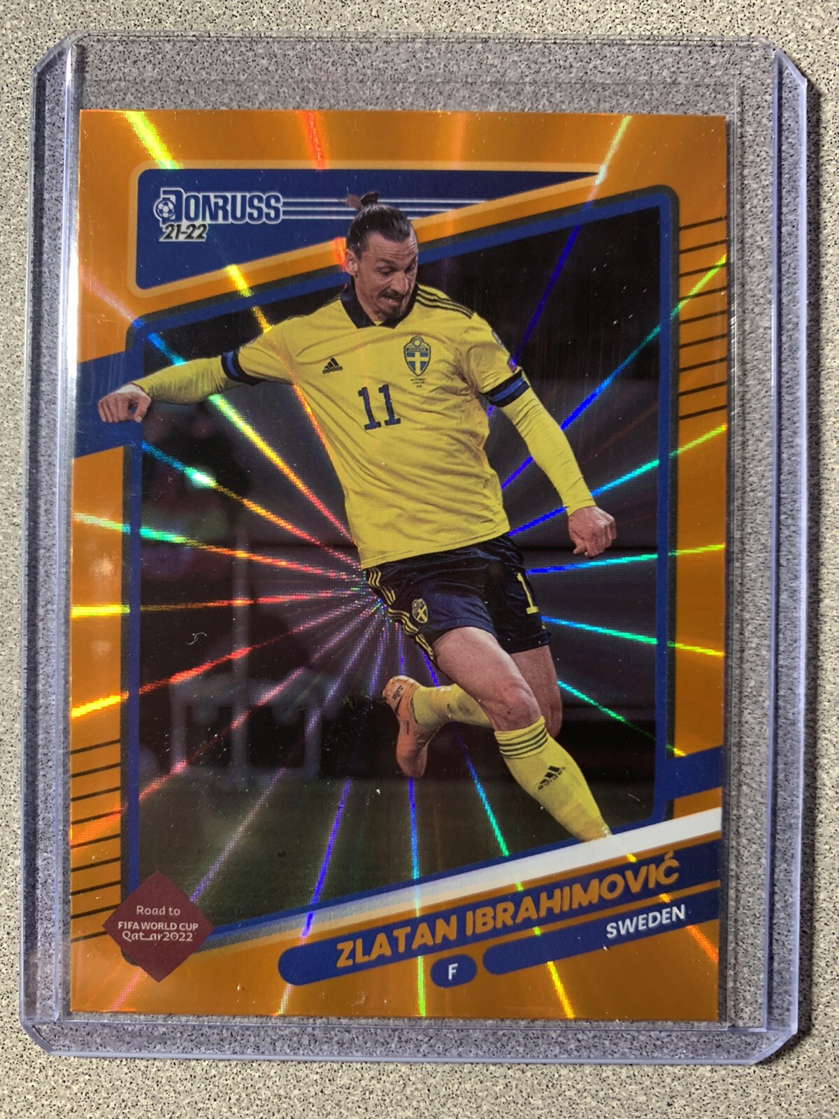 2021-22 Donruss Soccer Zlatan Ibrahimovic Orange Laser Sweden