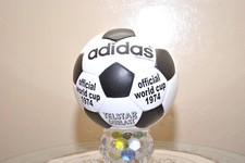WORLD CUP 1974 TELSTAR SOCCER FOOTBALL BY OFFICIAL LEATHER FOOTBALL SIZE 5.