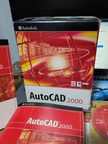 AutoCAD 2000 with 2-CD's, Manual, Serial # and CD Key (Educational)