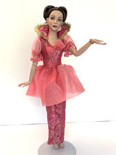 MUÑECA MALICIA EUFEMIA ROBERT TONNER COLECCIÓN CENICIENTA HERMANASTRA FEA