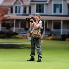 Miniaturdioramen Im Ma&szlig;stab 1:18 Eines M&auml;nnlichen Fotografen Zur