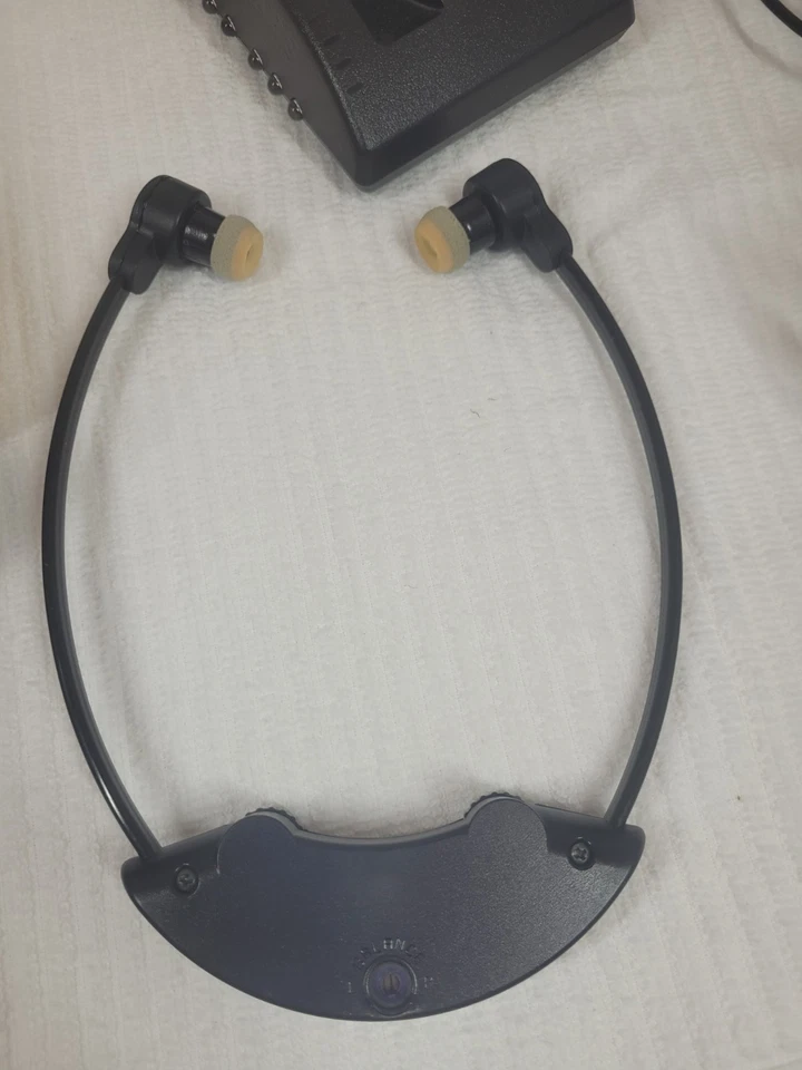 Orelhas de TV 2.3 MHz fone de ouvido digital sem fio sistema de escuta de TV testado funcionando - Imagem 4 de 4