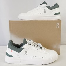 On The Roger Advantage Sneakers In White/Olive - Men's Size 10.5 - 3MF30641528