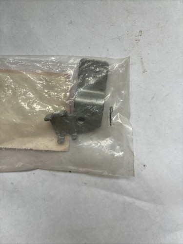 12327-958-004 Honda Recoil Pull Start Stay - Picture 2 of 2