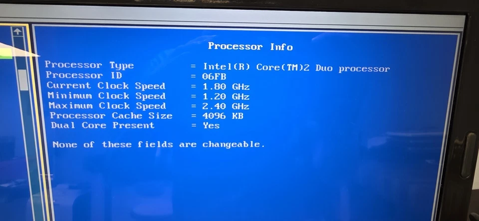 DELL XPS M1730 Vintage Gaming Laptop - Rare Find. Turns On And Works! Charger - Image 4 of 4