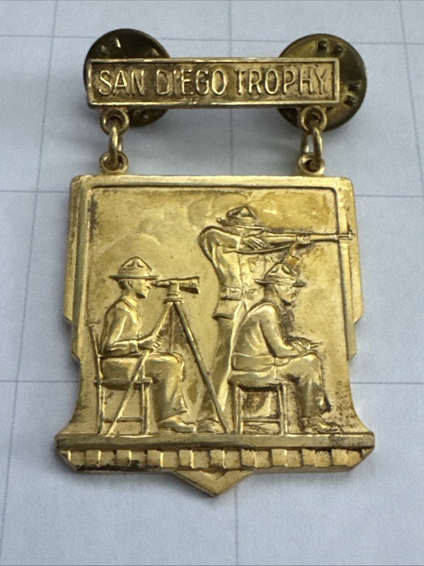 Vintage U.S. Marine Corps USMC San Diego Trophy Shooting Badge Gold