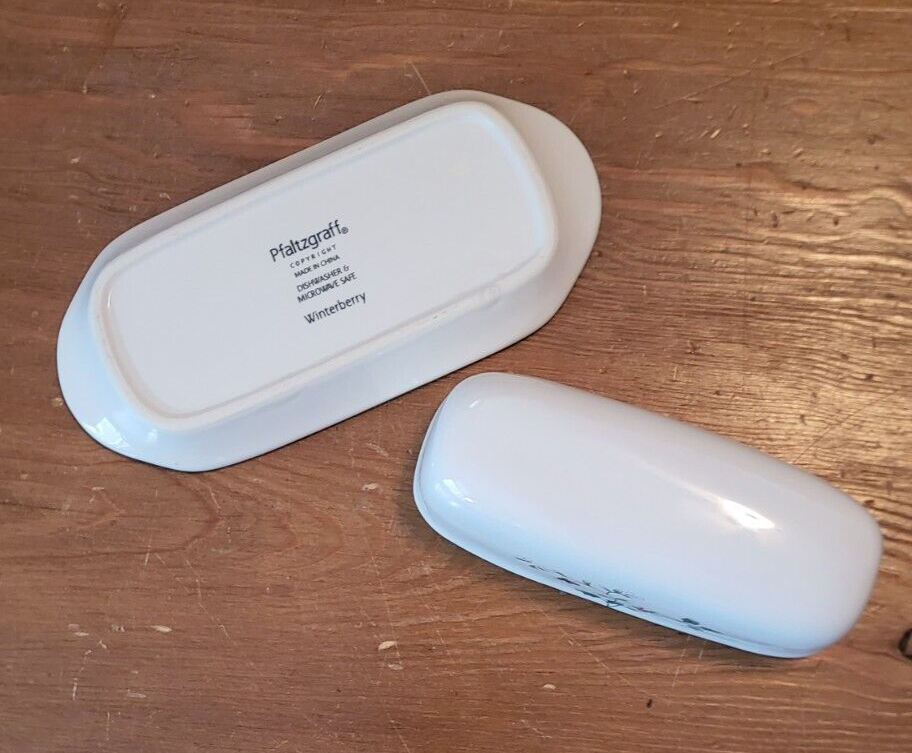 NEW!! Pfaltzgraff "Winterberry" Holiday Christmas Covered Butter Dish