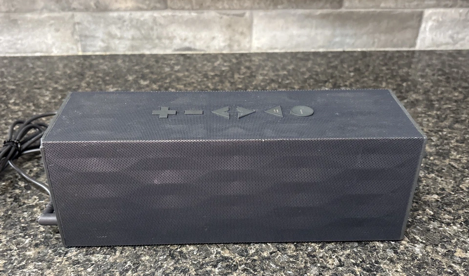 Altavoz inalámbrico Bluetooth Jawbone Big JAMBOX - Grafito hexagonal - PROBADO - FUNCIONA - USADO EN EXCELENTE ESTADO Foto 4 de 4