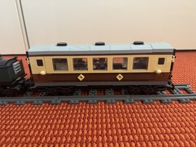 LEGO Advanced Models: Emerald Night (10194)