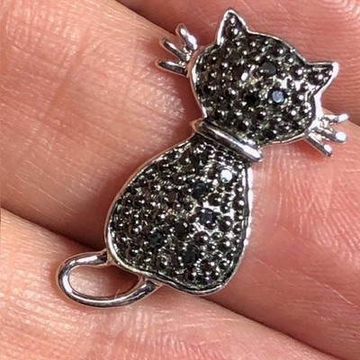 B3935 Sterling Silver Black Spinel Pave Cat Pendant Animal Charm Jewelry