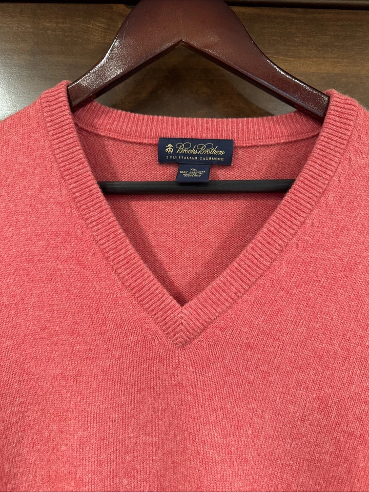 Suéter Brooks Brothers Cachemira Italiana Cuello en V Talla XXL 2XL Coral Foto 3 de 4
