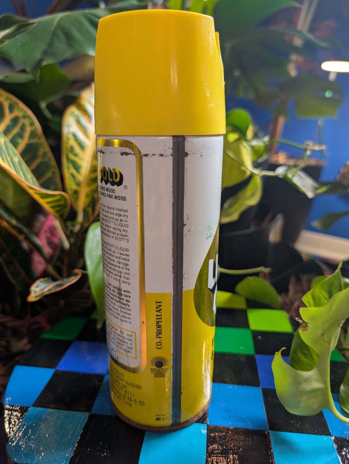 Vintage Scott’s Liquid Gold 14 oz  Lemon Scent Wood Cleaner Prop Full 1980s 90s