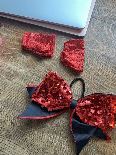 Adorable Jazz/Tap Balera Child’s Large Red Sequin Costume With Matching Hairbow - Picture 7 of 10