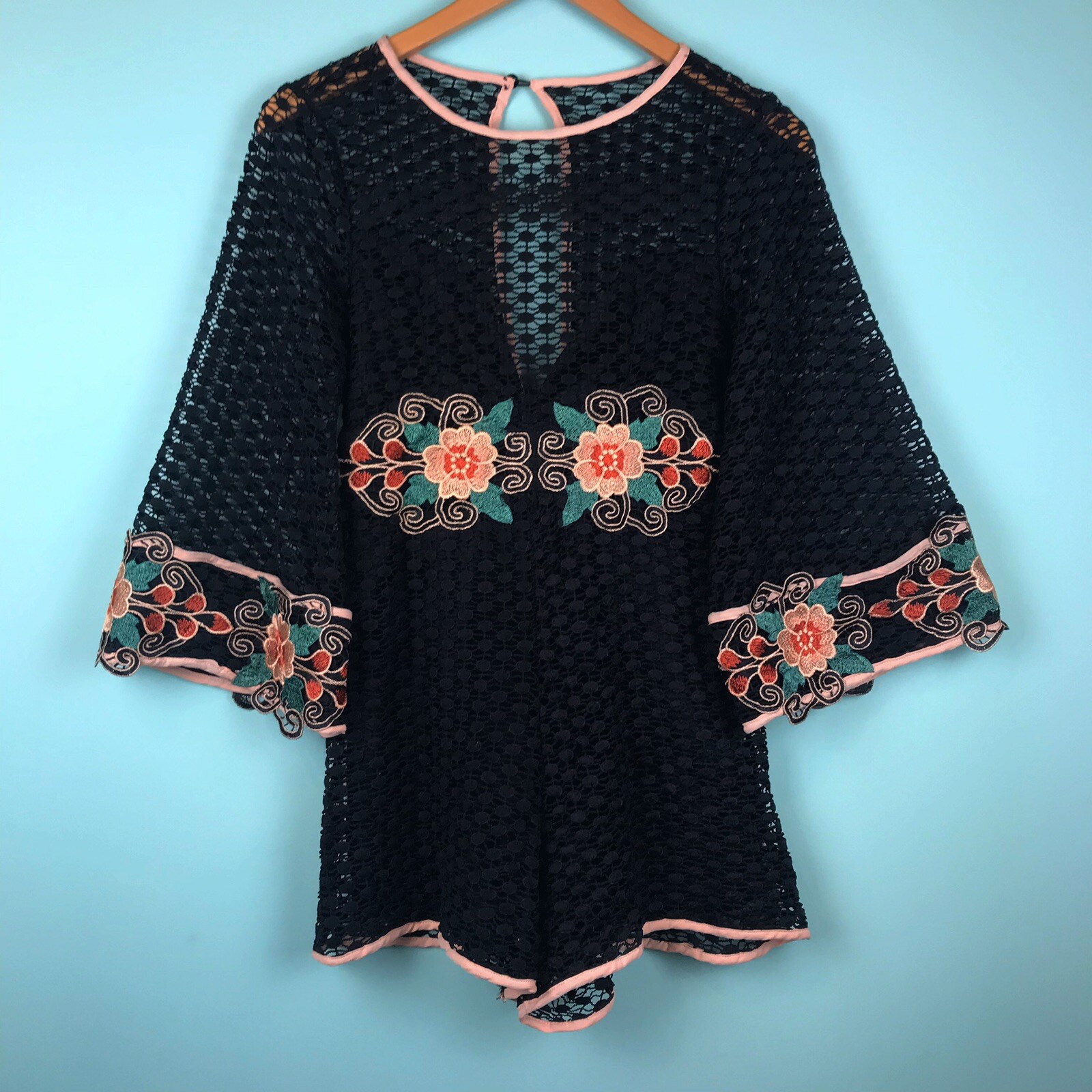 Solaris Estilo para Mujer Pequeño Mameluco Mangas Campana Negro Floral Boho Bordado Solaris Estilo para Mujer Pequeño Pequeño Pequeño Mameluco Mangas Campana Negro Floral Boho Bordado 730b4f