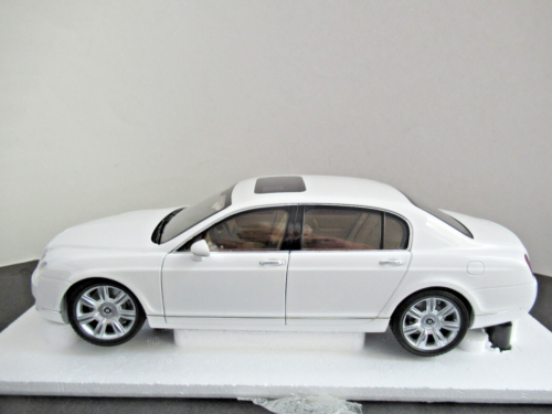 Minichamps 1:18 Minichamps Street 2006 Bentley Continental Art Nr 100139461 - Bild 2 von 4