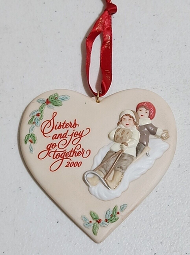 Keepsake Hallmark Sister to Sister porcellana a forma di cuore 2000 decorazione natalizia nuovo - Foto 5 di 10
