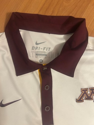 University of Minnesota weißes Nike Poloshirt Größe Small (passt wie Medium) - Bild 2 von 4