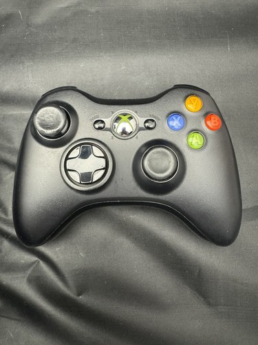 Microsoft Xbox 360 Slim 250GB Model 1439 Console System Bundle - Tested - Picture 7 of 11