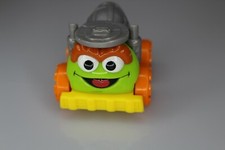 2006 Mattel Sesame Workshop Oscar The Grouch Car