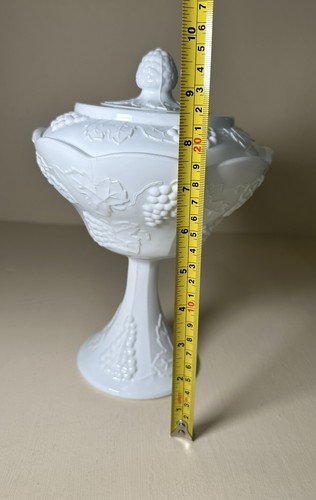 Colony Harvest Leaves And Grapes Milk glass 10" W/Lid W/Lip Wedding Bowl - Picture 14 of 14