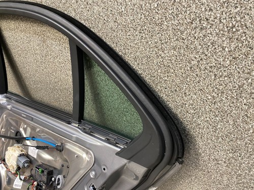 Tür hinten rechts Silber 792 def 75Tkm Mercedes W204 C180 11.1983.097 - Bild 12 von 13