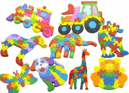 Cubi magici e rompicapi multicolore in legno