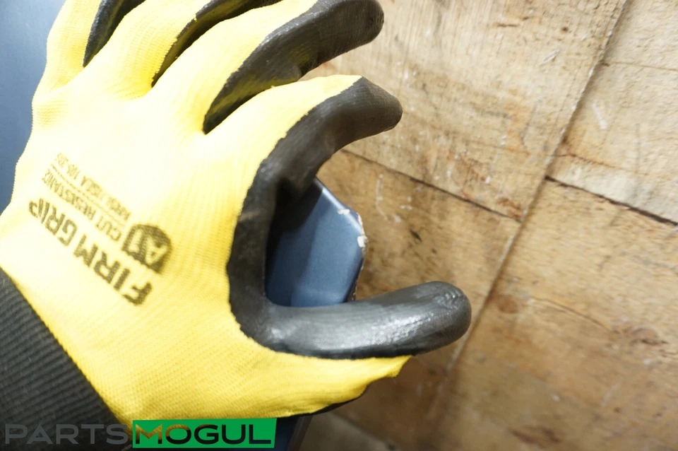 Chrysler Crossfire Hood 2004-2008 OEM Foto 4 de 4