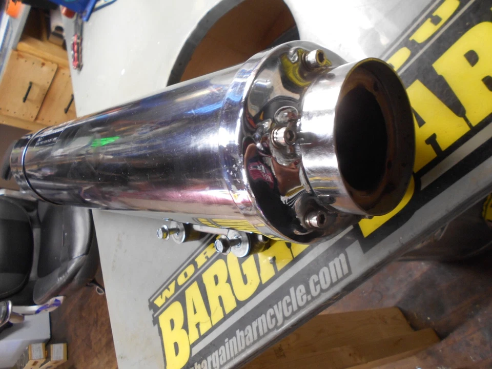 09 Hyosung GT650R STOCK OEM  Exhaust Pipe Muffler Slip On Can Silencer - Image 4 of 4