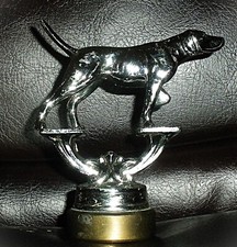 VINTAGE SOLID METAL POINTER TROPHY TOP SILVER...