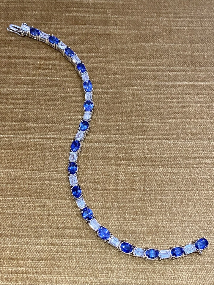 Brazalete línea zafiros y diamantes en platino--HM2190I4