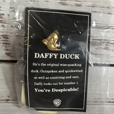 Vintage 1992 Warner Bros Daffy Duck Tie Tac Pin