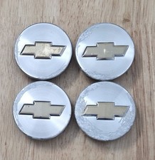 Set Of 4 Oem Silver Chevy Bow Tie Bowtie Cobalt Cruze Wheel Center Cap 9595095 Set Of 4 Oem Silver Chevy Bow Tie Bowtie Cobalt Cruze Wheel Center Cap 9595095