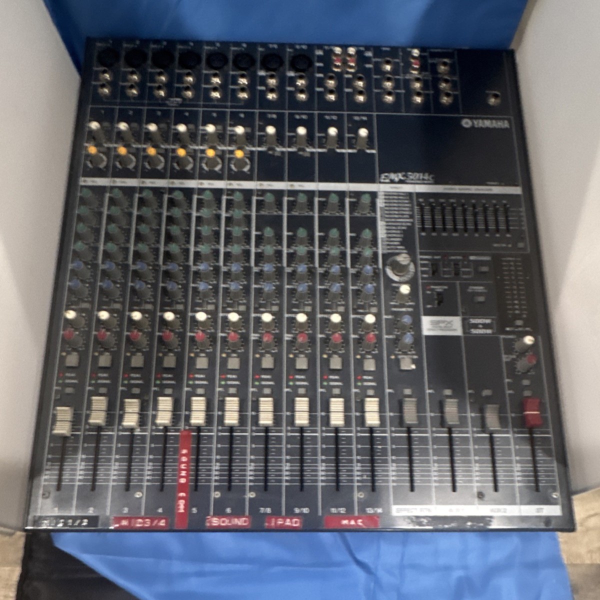 Yamaha EMX5014C Powered Mixer 14-Channel Console with EQ, Limiter