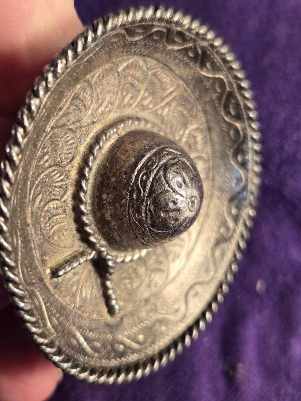 Single Silver Mexican Sombrero Bridle Rosette