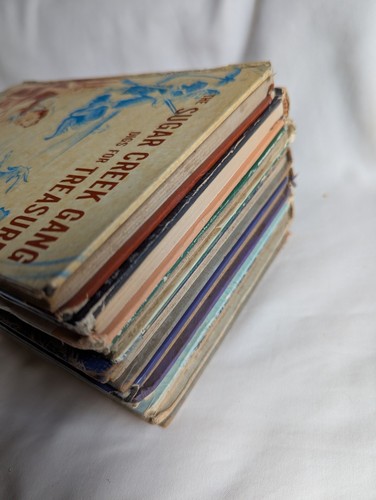 8 Vintage Sugar Creek Gang Books - Picture 20 of 21