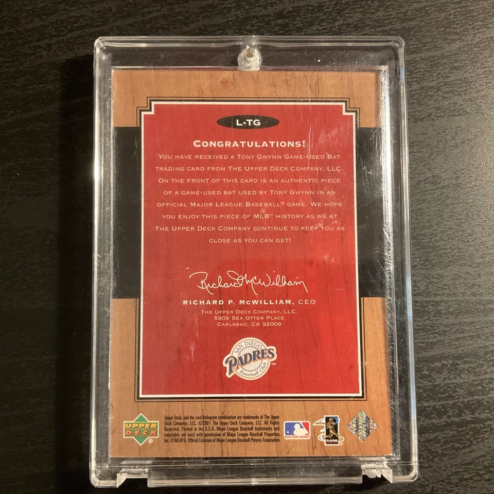 2001 Upper Deck Legends - Legendary Lumber Signatures #SL-TG Tony Gwynn  - Image 2 of 2